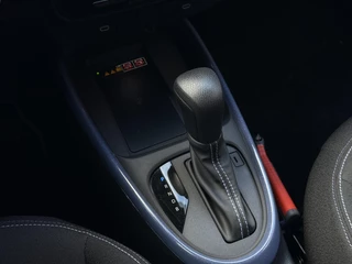 Toyota Aygo X HYBRID 115 PULSE APPLE/ANDROID KEYLESS PARK-SENSOR CAMERA CLIMA 17"LMV EL-SPIEGELS PRIVACY-GLASS / 8