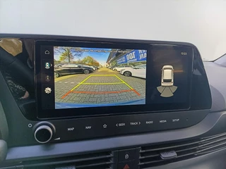 Hyundai Bayon 1.0 T-GDI 48V Mild Hybrid Comfort I Navi + camera / 21