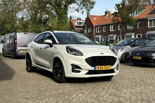Ford Puma 1.0 Hybrid ST-Line X / 7