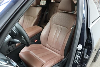 BMW X5 xDrive40i High Executive M Sport Pakket Automaat  / Live Cockpit Professional / Adaptive Air Suspension / Panoramadak Sky Lounge / Bowers & Wilkins / Active Steering / Comfortstoelen / Laserlight / Crafted Clarity / 22 Inch / Leder / M Sportremsysteem / 16