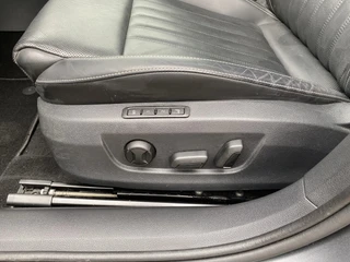 Škoda Superb Combi 1.4 TSI iV 218 pk Business Edition Plus AUT  | 1e eigenaar | navigatie | panoramadak | trekhaak | leder interieur / 29