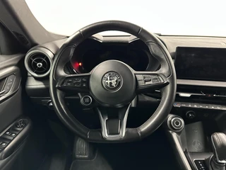 Alfa Romeo Tonale 1.5T Hybrid Sprint NAVI CARPLAY LEER ADAPTIEF CRUISE. / 19
