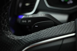 Audi Q5 Sportback 55 TFSI e S edition  Electrische trekhaak, Apple carplay / Android auto, Panorama dak, S line! / 28