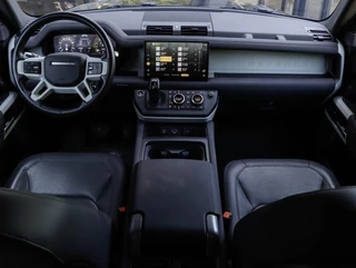 Land Rover Defender 110 P400e SE | 28.900 km | BTW auto | SOH 95,1% / 5