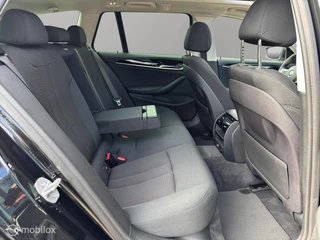 BMW 5-serie Touring 530i xDrive / Panoramadak / M-sport / 8