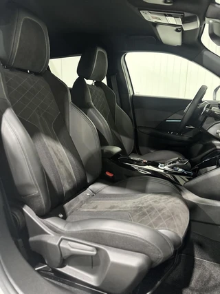 Peugeot 2008 1.2 Pure Tech GT Line|CARPLAY|LANE|360 CAMERA / 13