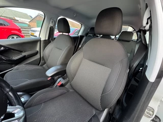 Peugeot 208 1.2 PureTech Allure / Navi / Cruise / Carplay / 57000 km !. / 20