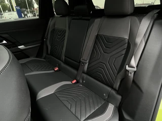 Jeep Compass First Edition 74 kWh | Adaptive cruise control | Apple/Android | Dodehoek detectie / 7