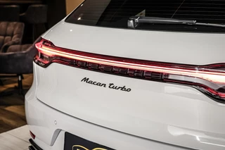 Porsche Macan 2.9 Turbo|Krijtgrijs|Pano|Leder|Chrono|Luchtv. / 22