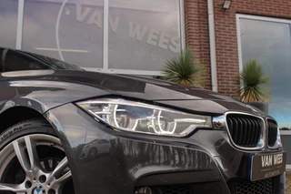 BMW 3-serie Touring 318i Corporate Lease Executive | M Sport pakket | Stoelverwarming | LED | Navigatie Professional | Bluetooth | Sportstoelen | M-sportstuur | PDC | Shadow Line / 47