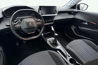 Peugeot 208 1.2 PureTech Active Pack | Navigatie | Parkeersensoren achter | Cruise Control | Lichtmetaal 16inch | Apple Carplay/Android Auto / 16