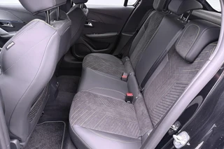 Peugeot 208 1.2 Hybrid 145 e-DCS6 GT Alcantara / 2+6 Jaar Garantie / 9