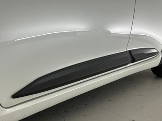 Suzuki Swift 1.2 Style Smart Hybrid Black & White edition / 36