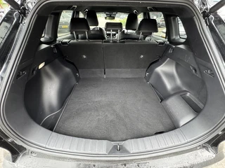 Toyota Corolla Cross 2.0 HYBRID 184PK FIRST-EDITION BLIND-SPOT EL-ACHTERKLEP LM-VELGEN KEYLESS PARK-SENSOREN STOELVERW DRAADLOOS-LADEN AD-CRUISE BLUETOOTH / 16