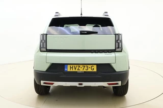 Fiat Grande Panda 1.2 Hybrid La Prima | Navigatie | Climate control | Camera | Dakrails | Lichtmetalen velgen | Extra getint glas | Nieuw model | Hoge instap / 12