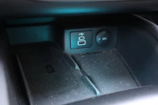 Ford Focus Wagon 125PK HYBRID TITANIUM-X VIRTUAL-COCKPIT B&O AUDIO CLIMA P-SENSOREN 17"LMV LED CAMERA WINTERPACK NL-AUTO / 31