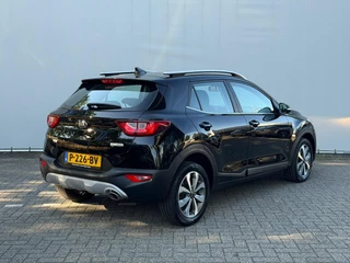 Kia Stonic 1.0 T-GDi 120pk DynamicPlusLine |Navi |Camera |Clima / 6