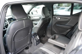 Volvo XC40 1.5 T4 RECH R-DESIGN Camera,Carplay, Harman Kardon / 19