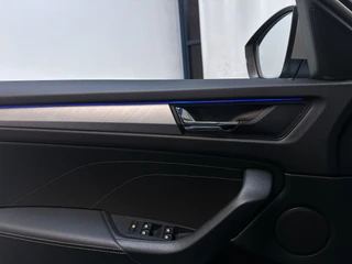 Škoda Kodiaq 1.5 TSI 150pk Business Edition Camera Trekhaak Sfeerverlichting Navigatie / 25
