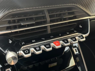 Peugeot 208 PureTech 100 GT  | Panoramadak | Keyless | Adaptive Cruise Control | Stoelverwarming | / 18