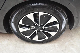 Kia Ceed 1.0 T-GDi 100pk Design Edition / 35