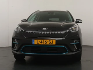 Kia e-Niro DynamicPlusLine 64 kWh - SOH 96,0% - Schuif-/kanteldak - Stoel-/stuurverwarming - Navigatie - Cruise Control - Keyless - Fabrieksgarantie tot 07-2028 / 14