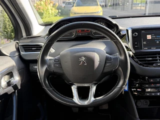 Peugeot 208 Allure 1.2 PureTech 82PK Trekhaak, Navigatie, Parkeersensoren Achter, Climate Control, Cruise Control / 14