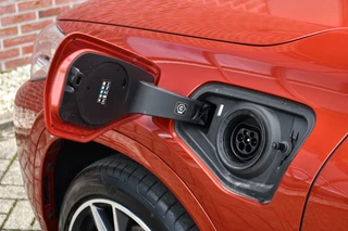 BMW X2 xDrive25e M-Sport  | Pano | HUD | Sunset orange | 19 inch | Camera / 48