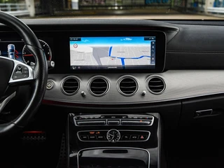 Mercedes-Benz E-klasse 220 d AMG Line Night Edition Panoramadak Widescreen Sfeerverlichting Apple CarPlay Android Auto Camera Stoelverwarming LED / 21