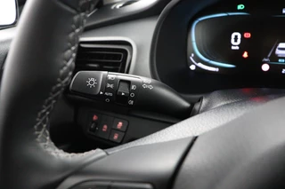 Kia Stonic 1.0 T-GDi MHEV DynamicLine  Navigatie - Achteruitrijcamera - Cruise Control - Apple & Android Carplay - Fabrieksgarantie t/m 14-04-2032 / 22