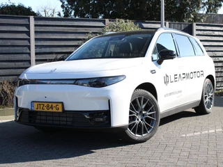 Leapmotor C10 REEV Design 28.4 kWh 215PK Automaat incl. Trekhaak, Navigatie, Camera 360, Lichtmetalen velgen, Elektrische Achterklep, Kunstlederen bekleding, Stoel Verwarming & Ventilatie