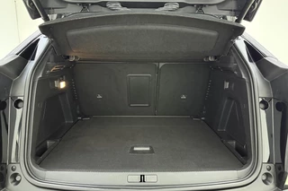 Peugeot 3008 1.2 PureTech Blue Lease Allure | Apple carplay/Android auto | Navigatie | Adaptive cruise | Camera | Elektrische kofferklep | Keyless entry + start | Climate control / 14