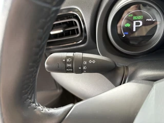 Toyota Yaris 1 .5 Hybrid Dynamic 5-drs. CAMERA/KEYLESS/NAVI/CARPLAY/16INCH / 44