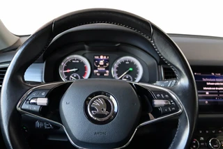 Škoda Kodiaq 1.5 TSI Business Edition l Camera l Trekhaak l Pano / 15