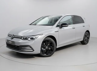 Volkswagen Golf 1.5 TSI 130pk Style * LAGE KMSTAND 26.000KM! * ParkeerCamera * Adaptieve Cruise Control * LM velgen *