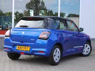 Suzuki Swift 1.2 Comfort Smart Hybrid / 4