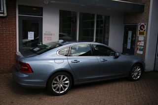 Volvo S90 2.0 T5 Momentum Business Pro / 36