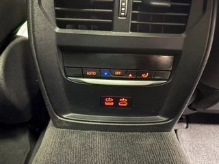 BMW 3-serie Touring 330e xDrive M-pakket facelift / Panorama-dak / head-up / 360 camera / Harman-Kardon / 28