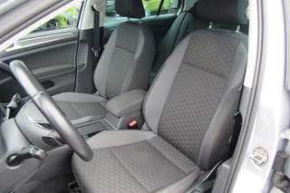 Volkswagen Golf 1.5 TSI Automaat Comfortline Navi, Panoramadak, Ad, CC / 12