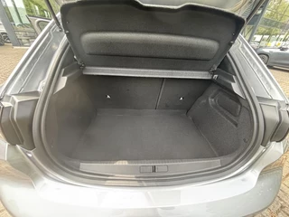Peugeot 208 1.2 Hybrid 110 e-DCS6 / 14