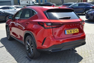 Lexus NX 450h+ AWD 35th Edition DIRECT LEVERBAAR TREKHAAK 1500KG PANODAK TRIPLE-LED 360-CAM / 8