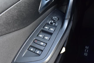 Peugeot 308 SW 1.2 PureTech Active Pack Business|Automaat!|Trekhaak|Navi|Distributie vervangen| / 21