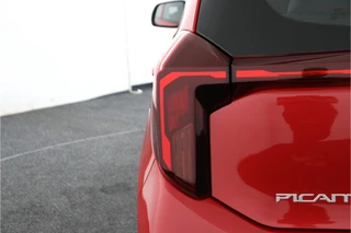 Kia Picanto 1.0 DPI DynamicLine  - Camera - Airco - AppleCarplay - Android Auto - Fabrieksgarantie tot 05-2032 / 40