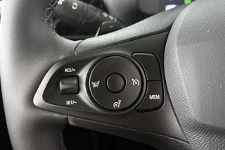 Opel Corsa 1.2 Turbo Hybrid GS Automaat Camera Apple CarPlay Dodehoek / 26