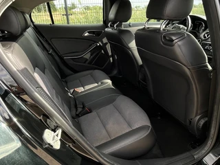 Mercedes-Benz GLA-klasse 200 Prestige | Camera | Stoelverwarming | Bluetooth | / 27
