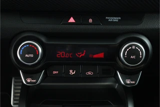 Kia Stonic 1.0 T-GDi MHEV GT-Line  - Carplay/Android Auto - Cruise Control - Climate Control - Navigatie - Stoel/Stuur Verwarming - - Fabrieksgarantie tot 10-2031 / 29