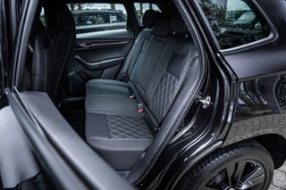 Skoda Karoq 1.5 TSI ACT Sportline Business | Autom. | Navi | PDC | Cruise | LED / 8