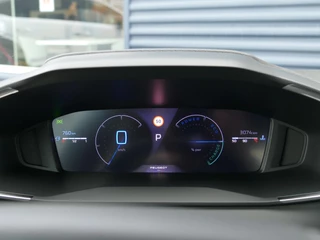Peugeot 208 1.2 Hybrid 110 e-DCS6 Allure | 360° Camera | Navigatie | Climate Control | Full LED | 16'' LM Velgen | Apple Carplay/Android Auto / 17