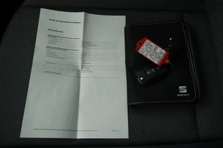 SEAT Arona 1.0 TSI 95pk Style Business Intense Camera Virtual Cockpit ACC Keyless Navigatie Carplay / 36