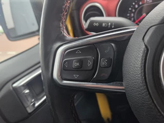 Jeep Wrangler 2.0T 80th Anniversary | Bluetooth | Navigatie | Parkeercamera / 11